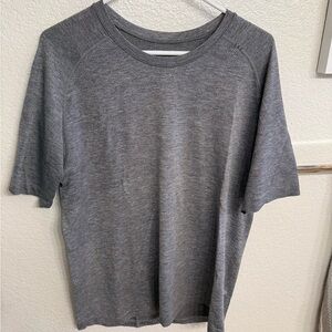 lululemon athletica Metal Vent Tech Heathered Gray Tee
